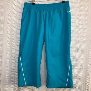 Nike Lightweight Blue Capri Pants